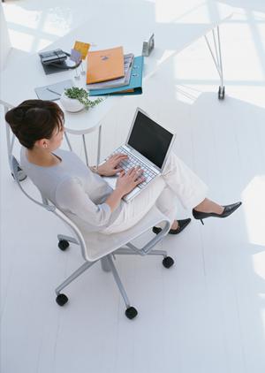 魅力的なカタログデザインを制作